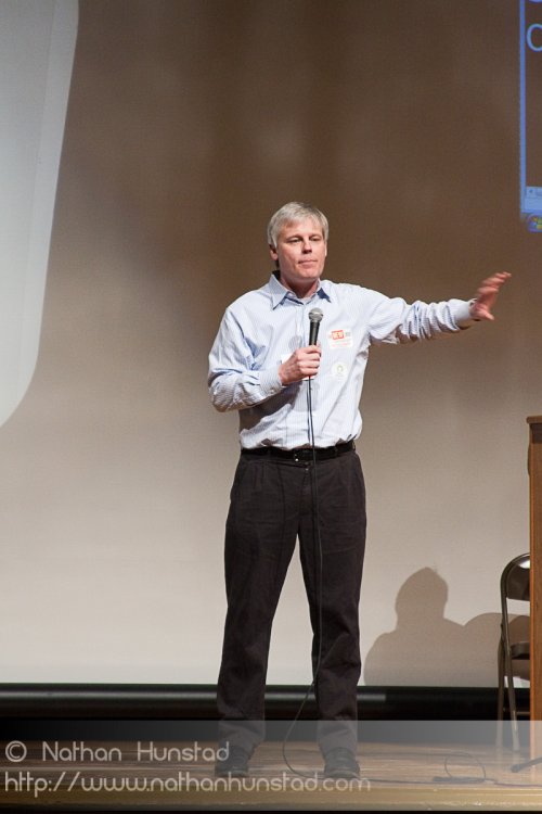 Representative Paul Thissen, also running for governor, addresse